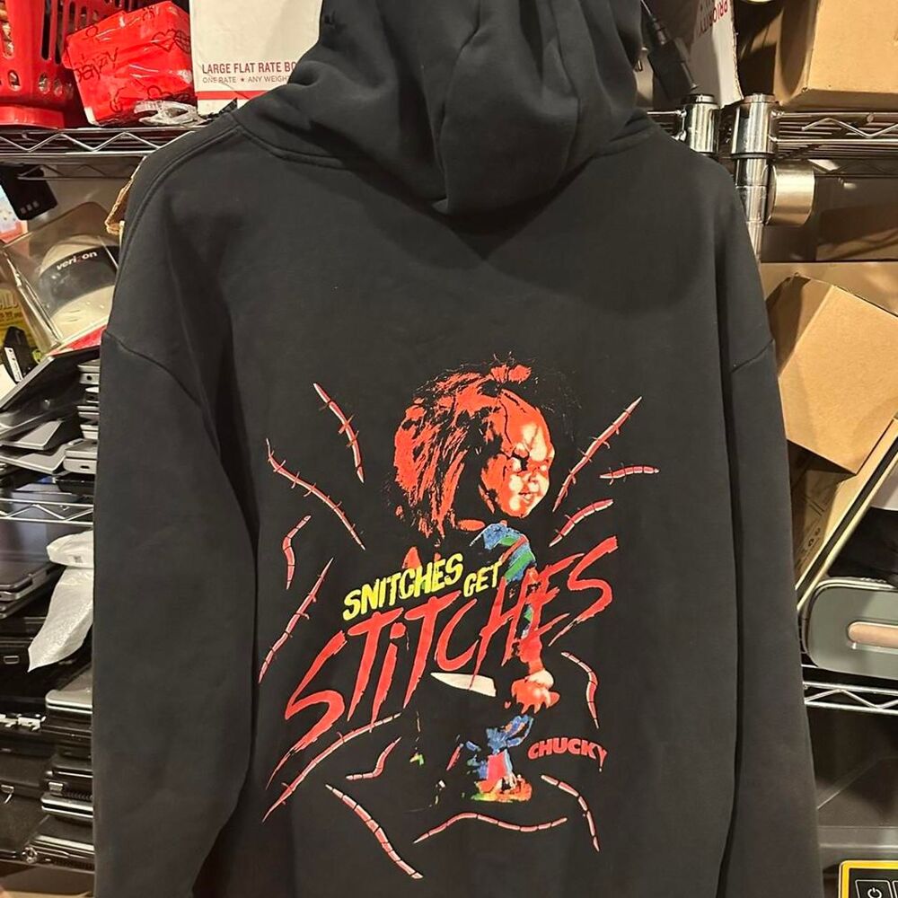 Chucky Snitches Get Stitches Halloween Men's Black Hoodie Horror Movie
